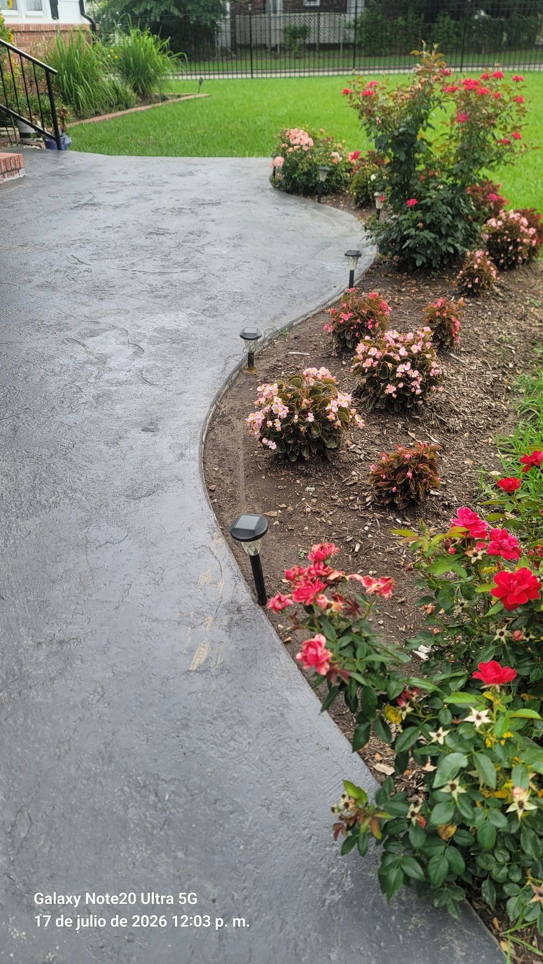 7-17 Lawn Mower gallery photo